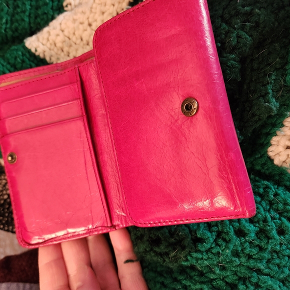 HOBO Pink  Fuscia Leather Jill Wallet - Picture 3 of 5